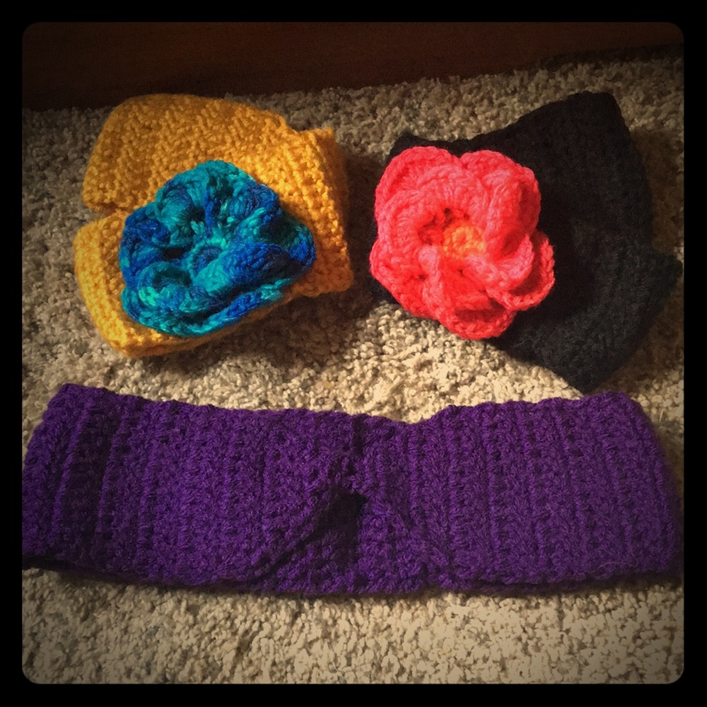 Handmade Crochet Headbands with Wagon Wheel Flower